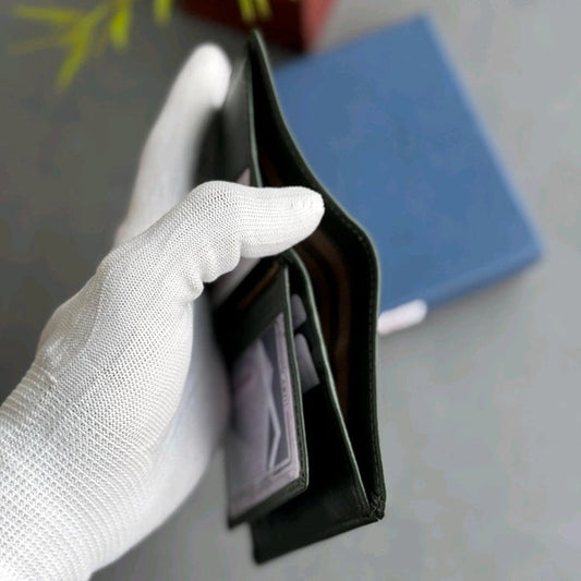 Classic Men's Genuine Leather Wallet With Card Holder