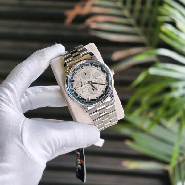 ire Analog Quartz Movement Watch