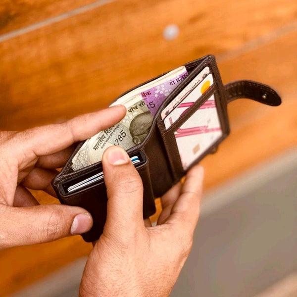 Most Demanded Classic Men's Genuine Card Pop-up High Quality Leather Wallet