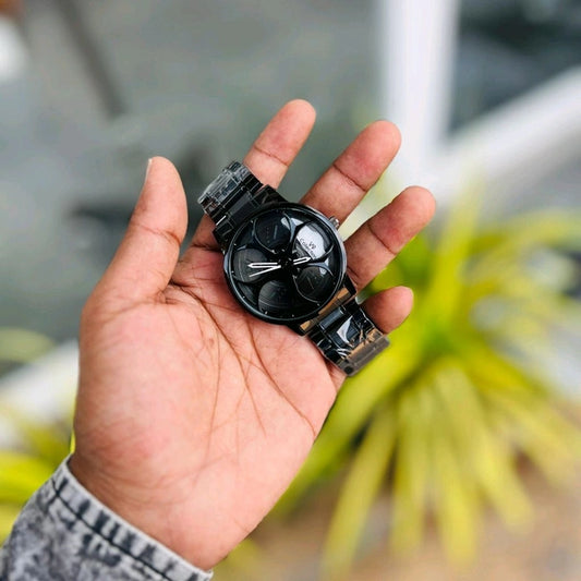 Non Gyro Quartz Movement Watch
