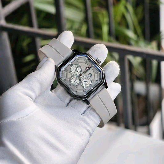 Heryi Analog Quartz Movement Watch
