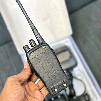 Baofeng BF-888S Two Way Radio 16CH 400-470MHZ Long Range WTO1 Walkie Talkie (Black)