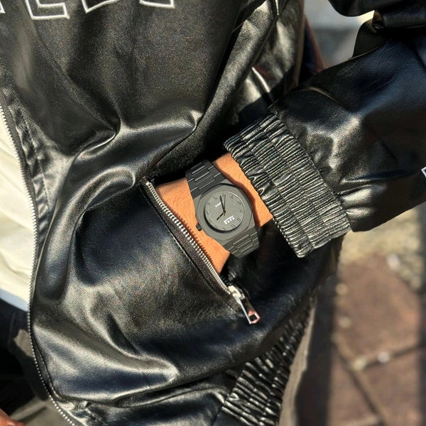 Sabr Minimal Matte Arabic Dial Watch (Black)