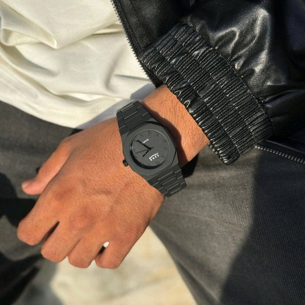 Sabr Minimal Matte Arabic Dial Watch (Black)